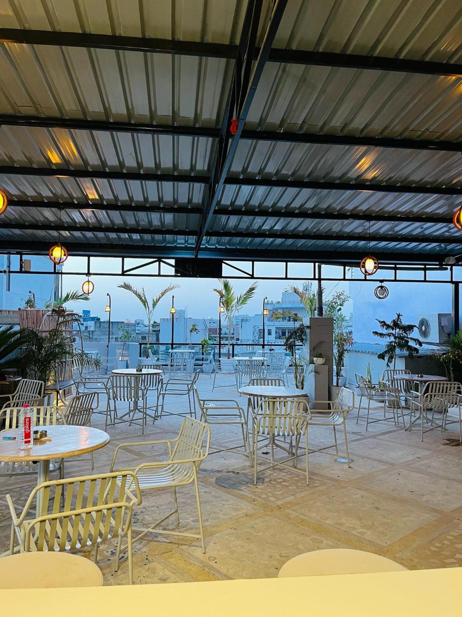 Mojo M Villa -Airport Boutique Hotel Jaipur Buitenkant foto